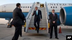 존 케리 미국 국무장관이 중동 평화회담 진전 방안을 논의하기 위해 31일 이스라엘을 방문했다.