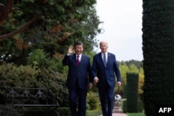 美国总统拜登与中国领导人习近平在加州费罗丽庄园举行双边会谈。（2023年11月15日）