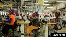 ወጣቶች በስራ ላይ ፣ ሀዋሳ ኢንደስትሪ መንደር (ፋይል)