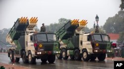 지난 1월 인도 뉴델리에서 공화국기념일을 맞아 군사행진이 진행되고 있다. (자료사진)