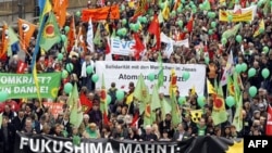 Almaniyada kütləvi aksiyalar keçirilib