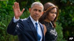 Piresdaant Obaamaanif haati warraa isa gara Daalaas imalan. 