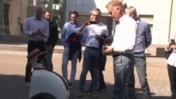 美国万花筒：机器人深造社交技能