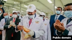 ጠቅላይ ሚኒስትር ዐቢይ አሕመድ - በሸገር የዳቦ ፋብሪካ 