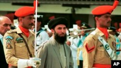 معلوم نیست که آقای حکمتیار در زمان حاضر در کجا بسر می برد