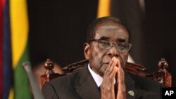 Uni Eropa pertama kali memberlakukan sanksi terhadap Zimbabwe tahun 2002 dalam menanggapi tuduhan pelanggaran HAM oleh Presiden Mugabe (foto: dok.).