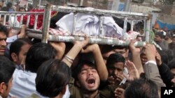 ټول علماء په دې خبره یوه خوله دي چې پاړه چنار کې د اختر نه وړاندې شوې بمي چاودنې فرقه ایزه بڼه نه لري