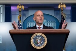 استیون هان، کمیسر اداره نظارت بر مواد غذایی و دارویی آمریکا