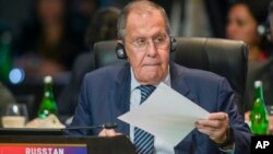 Ministar inostranih poslova rusije Sergej Lavrov prisustvuje radnoj sednici o bezbednosti snabdevanja hranom i energijom, tokom samita G-20 u Nusa Dui, Bali, Indonezija, 15. novembra 2022.