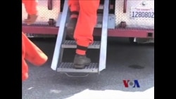 美国加州服刑人员参加灭火