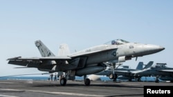 미 해군 소속 F/A-18 슈퍼호넷 전투기. (자료사진)