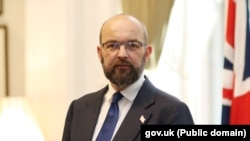 Biriteenitti ministeera dhimmootii Afriikaa, Jeems Duduruji