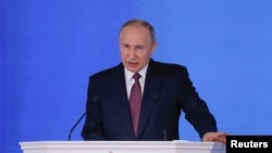 普京2018年3月2日对议员们发表讲话（路透社）