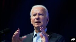 美国总统拜登2023年6约17日在宾夕法尼亚州费城的一个政治活动上。