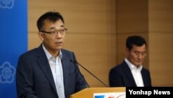 김용수 미래부 정보통신정책실장이 20일 정부서울청사에서 교육부와 미래부의 소프트웨어 중심사회를 위한 인재양성 추진계획 관련 내용을 브리핑하고 있다.