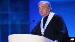 Antonio Guterres prononçant un discours à Lisbonne, Portugal, le 19 février 2018.