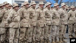 Македонските војници од ИСАФ почестени во американската амбасада во Скопје