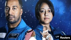 دو شهروند سعودی، شامل نخستین بانوی فضانورد عربستان، وارد ایستگاه بین‌المللی فضایی شدند. 