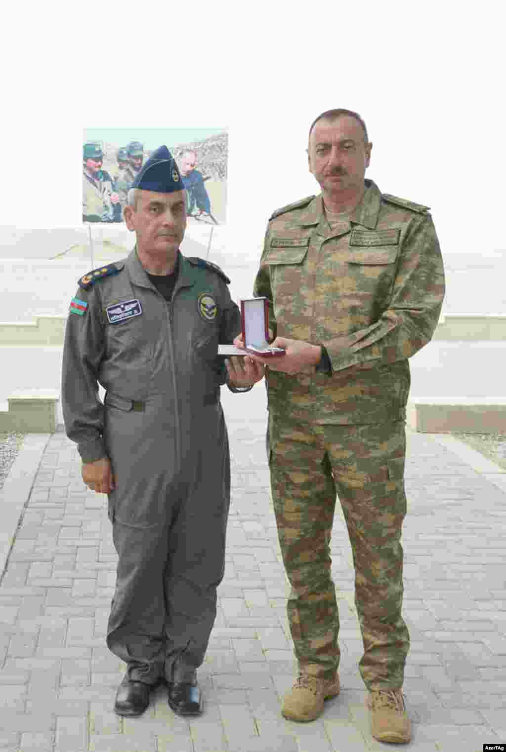 İlham Əliyev: İlk növbədə Ermənistan və vasitəçilərə bilsinlər ki, ... səbrimiz tükənməz deyildir