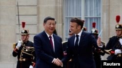 正在欧洲访问的中国国家主席习近平星期一（2024年5月6日）与法国总统马克龙会晤。（路透社）