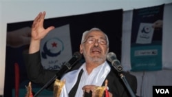 Pemimpin Islam Tunisia, Rachid Ghannouchi mengatakan pemerintah Tunisia sedang menyiapkan penyelenggaran pemilu dini (foto: dok). 