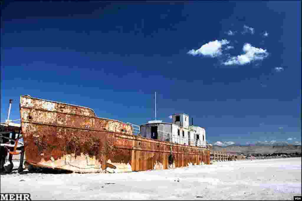 Urmiyə gölü quruyur