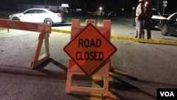 资料照：被警方封锁的德克萨斯州萨瑟兰泉第一浸信会教堂枪击惨案的现场。（2017年11月6日凌晨）