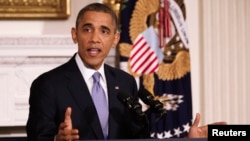 미국의 바락 오바마 대통령이 17일 백악관에서 연방정부 폐쇄 사태가 종료된 데 대한 입장을 밝히고 있다.
