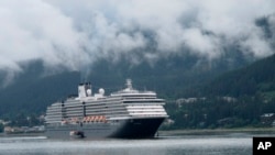 资料照： “威士特丹”号游轮 