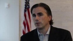 法律专家:有权力和金钱的地方就有腐败