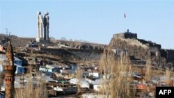 «Wall Street Journal». ««Մարդկության հուշարձանը» դարձել է ազատ խոսքի խորհրդանիշ»