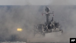 韩国海军巡逻船参加在韩国东南海岸的演习（资料图）