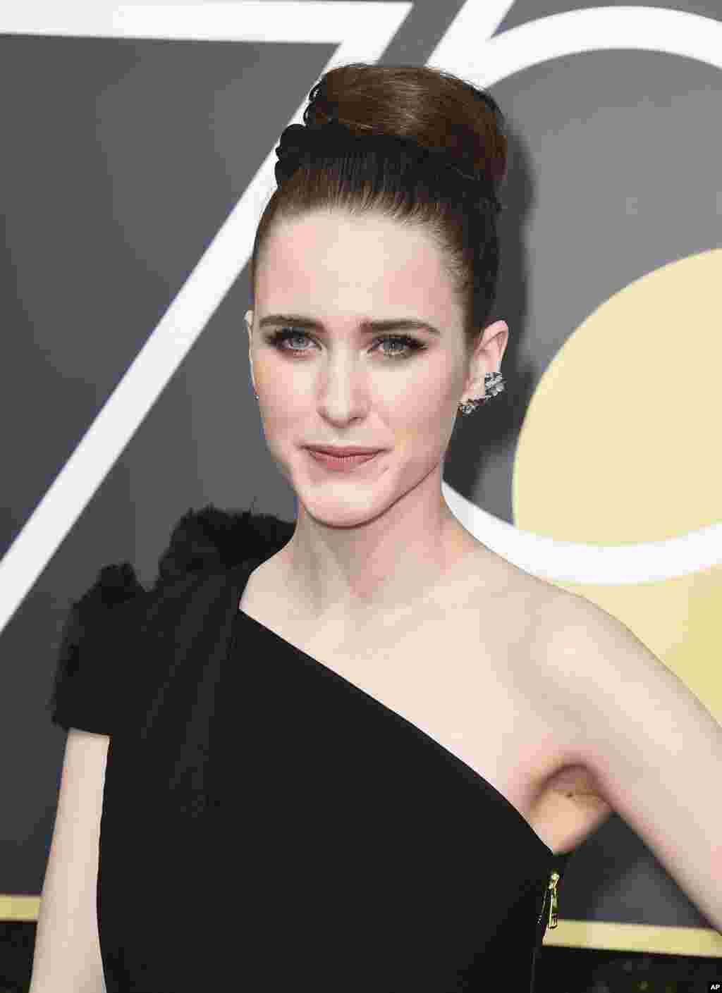 &laquo;راشل براسنان&raquo; برای بازی در &laquo;خانم میزل شگفت&zwnj;انگیز&raquo; جایزه بهترین بازیگر زن در بخش سریال کمدی یا موزیکال را برد.