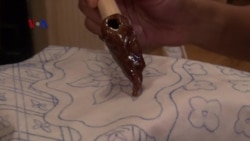 Warga New York Rayakan Hari Batik dengan Kain Batik Garuda Nusantara