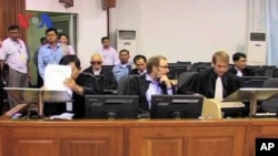 សាលាក្តី​កាត់ទោស​ខ្មែរក្រហម​បានផ្សព្វផ្សាយ​ជាសាធារណៈ​នូវ​ឯកសារ​សម្ងាត់ ​ចំពោះ​សំណុំ​រឿង​០០៣​ ដែល​រដ្ឋាភិបាល​បដិសេធ​ដាច់​អហង្ការ។​