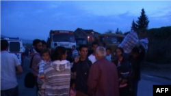 Policia kontrollon kufirin verior të Kosovës – KFOR-diskuton për rrugëdalje nga situata