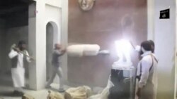 تخریب تندیس‌های باستانی در موصل به دست نیروهای داعش