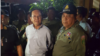 ប្រធាន​គណបក្ស​សង្គ្រោះ​ជាតិ​ លោក កឹម សុខា ត្រូវ​បាន​ចាប់​ខ្លួន​នៅ​រំលង​អាធ្រាត​ឈាន​ចូល​ថ្ងៃទី៣ ខែកញ្ញា​ នៅ​គេហដ្ឋាន​របស់​លោក​​ ក្នុង​រាជធានី​ភ្នំពេញ​។​ ( រូបផ្តល់ឲ្យ) 