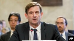 عکس آرشیوی از دیوید هیل، معاون سیاسی وزیر خارجه آمریکا، در کنفرانس ۲۰۱۸ افغانستان