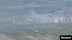 乌克兰东部巴赫穆特持续发生激战。(2023年5月7日)