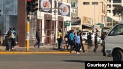 Kubikwa ukuba kubelodlakela eHarare lako Bulawayo phakathi kwamalunge ebandla elibusayo lele Citizens Coalition for Change. (VOA)