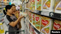 2013年中国市场上的恒天然奶粉。