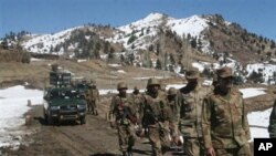 Des soldats pakistanais dans le Nord Waziristan