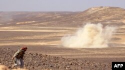 资料照片：也门政府军和胡塞武装在北方城市马里卜周边地区爆发战斗（2021年2月11日）
