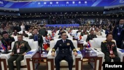 ລັດຖະມົນຕີປ້ອງກັນປະເທດ ທ່ານ ດົງ ຈຸນ ເຂົ້າຮ່ວມກອງປະຊຸມສົນທະນາ ຊຽງຊານ ໃນນະຄອນຫຼວງ ປັກກິ່ງ.