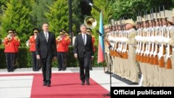 İsveçrə Konfederasiyasının prezidenti Didye Burkhalter və Azərbaycan prezidenti İlham Əliyev