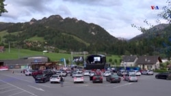 Լողացող բեմահարթակից մինչև ադամանդազարդ դիմակներ. Մարդիկ ստեղծագործում են համավարակի ընթացքում