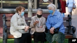 На главном проспекте украинской столицы - Крещатике. 15 октября 2020.