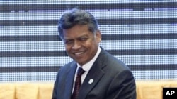 លោក ស៊ូរិន ពិតសុវណ្ណ​ (Surin Pitsuwan) ​អតីតអគ្គលេខាធិការ​សមាគម​ប្រជាជាតិ​អាស៊ីអាគ្នេយ៍ឬ​ អាស៊ាន​បាន​ទទួល​មរណភាព​នៅថ្ងៃ​ព្រហស្បតិ៍នេះ​ ដោយសារ​ជំងឺគាំងបេះដូង។