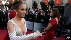  جنیفر لوپز، خواننده، هنرپیشه و رقصنده ۴۷ ساله